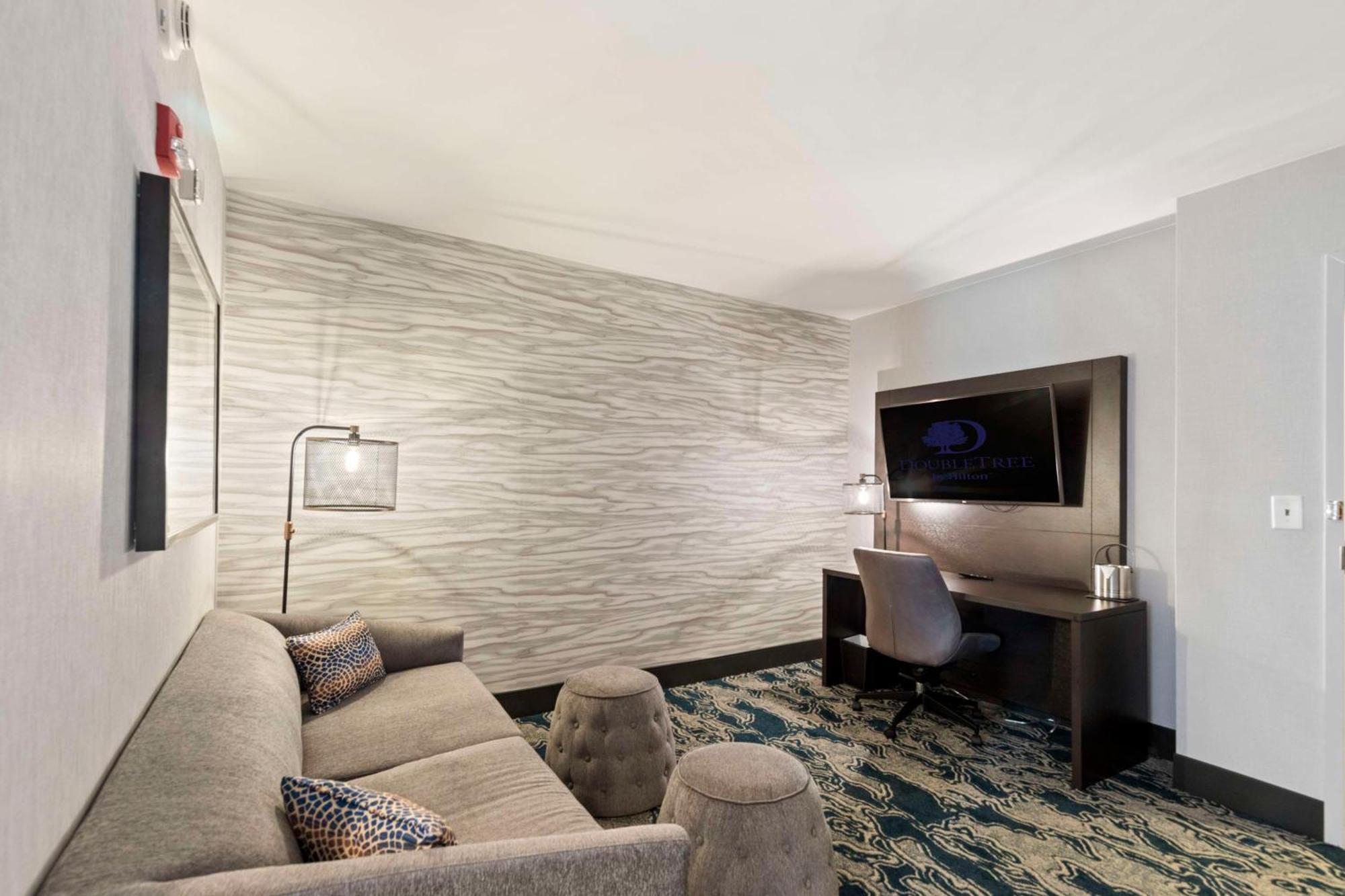 Hotel Doubletree By Hilton Front Royal Blue Ridge Shadows Esterno foto